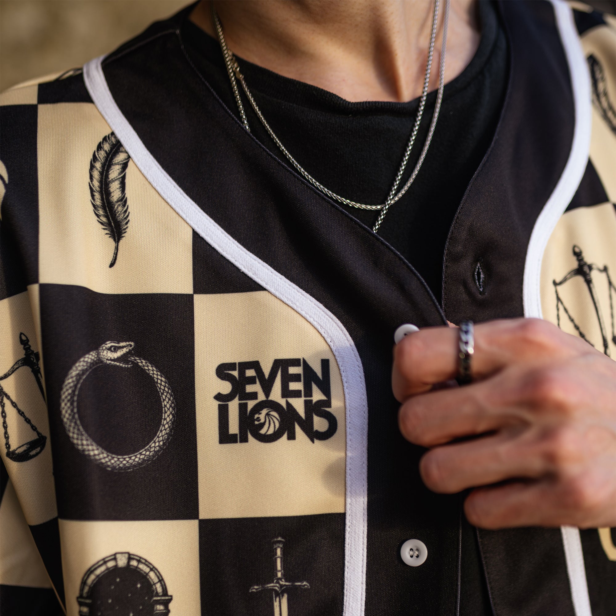 SEVEN LIONS - CHECKERED JERSEY – Seven Lions Store