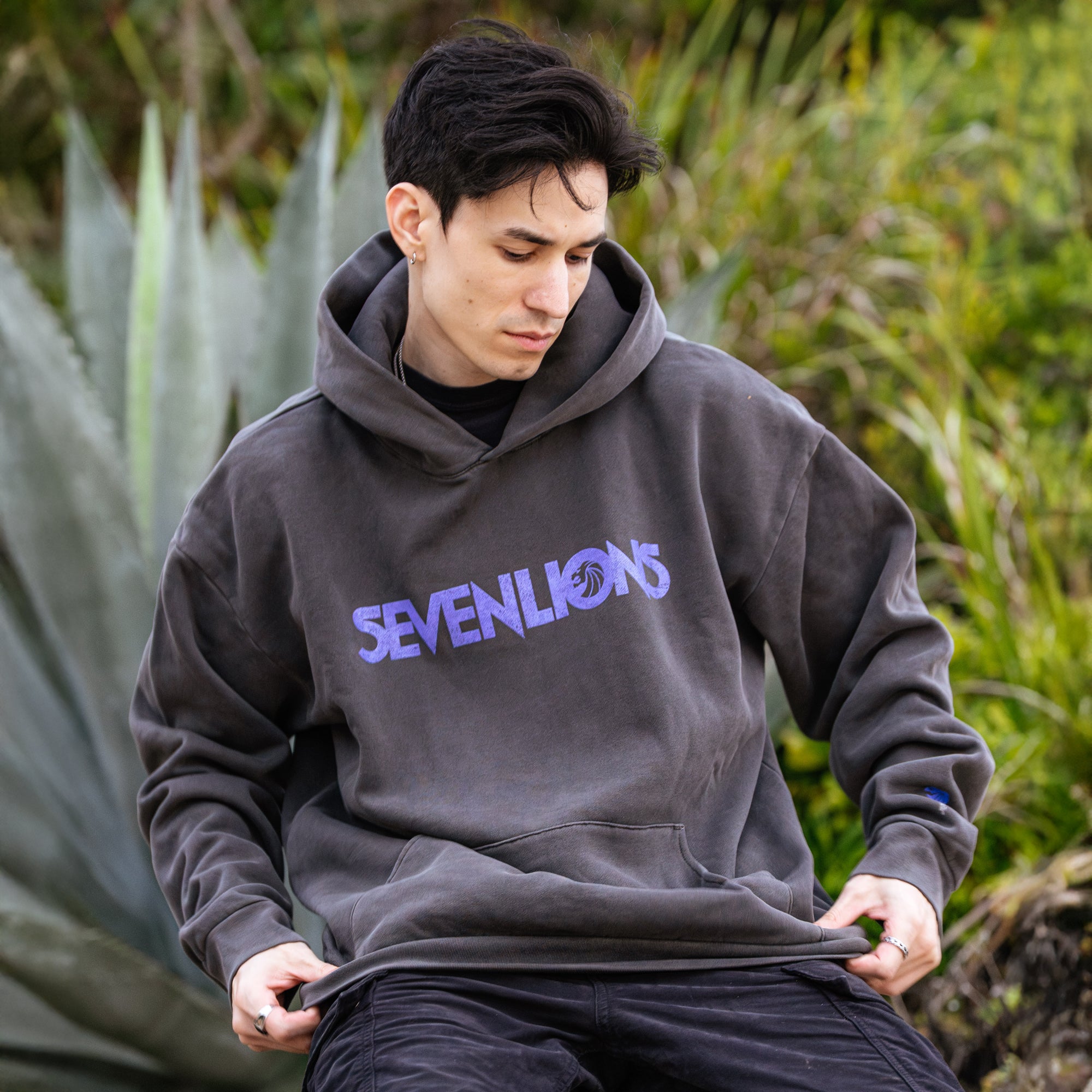 SEVEN LIONS - GATHERING TWILIGHT HOODIE